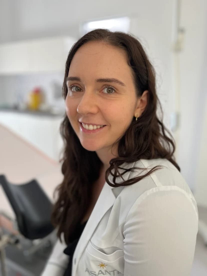 Melani Pavalec, dr. med. – Zdravnica specialistka ginekologije in porodništva, Asantis Ljubljana
